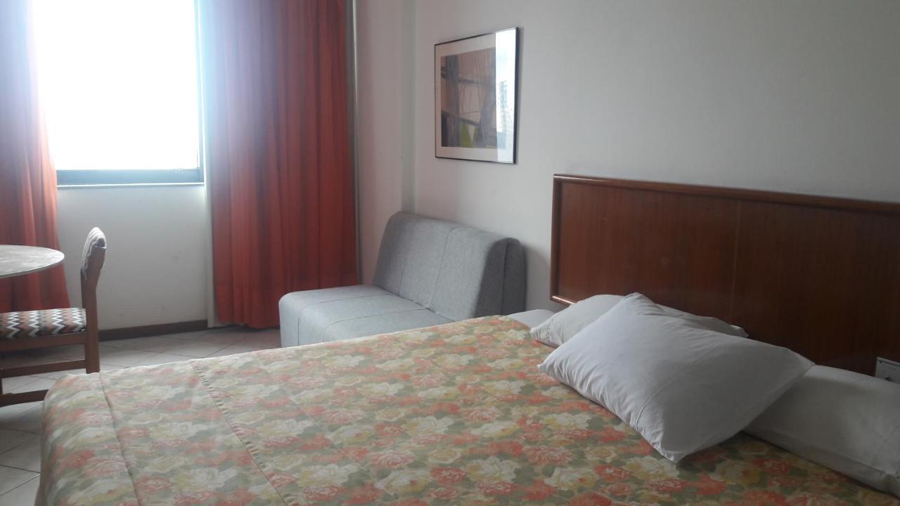 Apart Hotel Sol Vitoria Marina Salvador Bagian luar foto